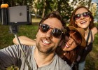 Музеи запрещают посетителям использовать selfie sticks (селфи-палки)