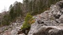 Камни огромные
