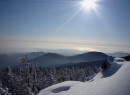 Вижу море! Вид с вершины Пидана.