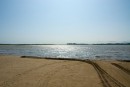 Пограничная река Туманган. На противополжном берегу северная Корея