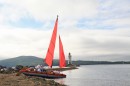 Снарядились, катамаран готов к отходу.