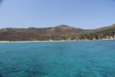 Вода потрясающего цвета и прозрачности, песок белоснежный - вполне достойная альтернатива Мальдивам :)